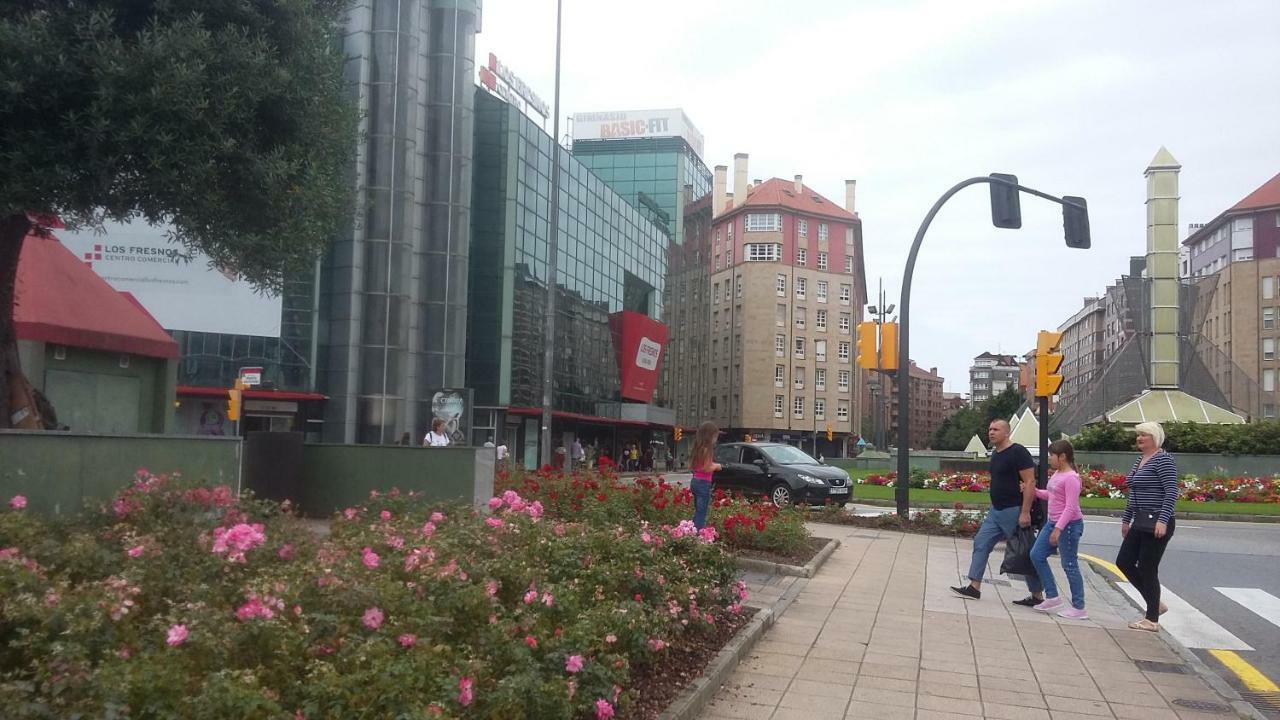 Apartamento Bianca Apartment Gijon Bagian luar foto